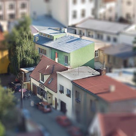 Penzion U Vinoteky Nymburk Buitenkant foto