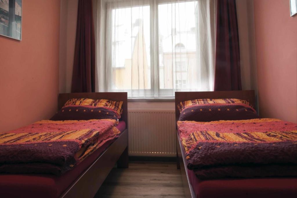 Penzion U Vinoteky Nymburk Buitenkant foto